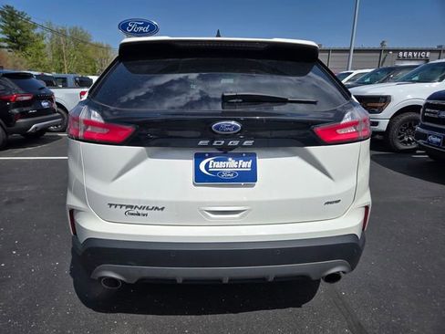 Used 2023 Ford Edge Titanium AWD/4WD image 5