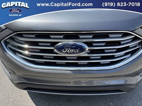 Certified 2024 Ford Edge Titanium image 10