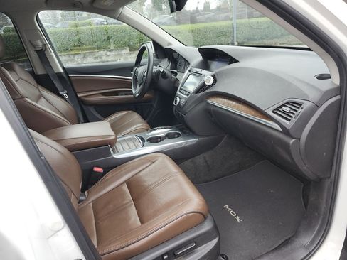 Used 2017 Acura MDX SH-AWD image 34