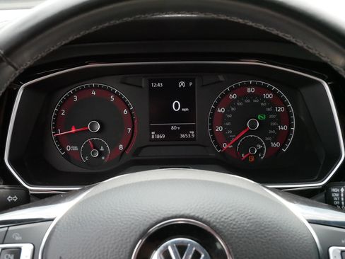Used 2019 Volkswagen Jetta R-Line w/ R-Line Cold Weather Package FWD image 21