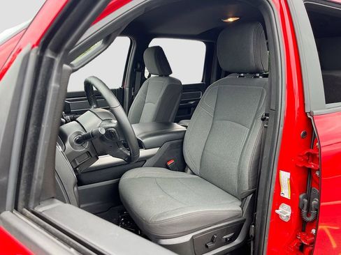 Used 2023 RAM 2500 Big Horn w/ Night Edition AWD/4WD image 19