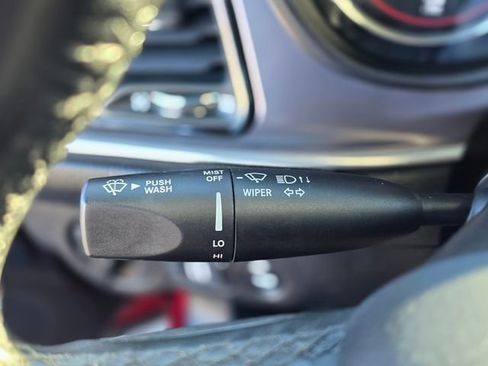 Used 2020 Dodge Challenger SXT image 32