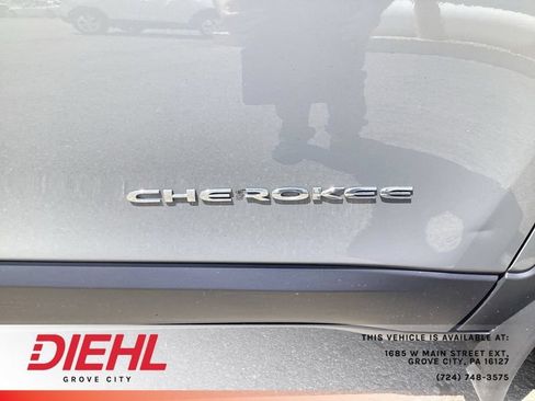 Used 2020 Jeep Cherokee Latitude Lux w/ Quick Order Package 26H Lux AWD/4WD image 10