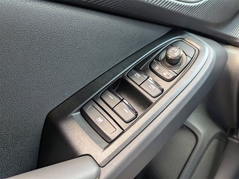 Used 2025 Subaru Crosstrek 2.5i Sport image 19