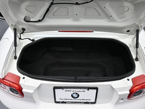 Used 2015 MAZDA MX-5 Miata Club RWD image 15