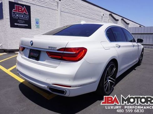 Used 2018 BMW 750i RWD image 82