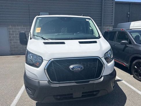 Used 2025 Ford Transit 250 Low Roof w/ Exterior Upgrade Package RWD image 4