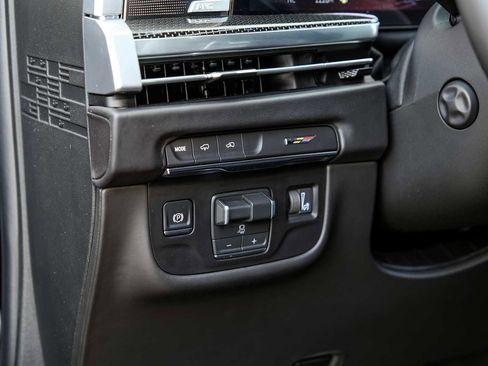 Used 2025 Cadillac Escalade V w/ LPO, Floor Liner Package image 30