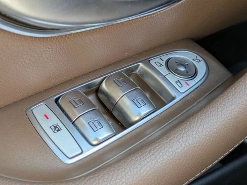 Used 2022 Mercedes-Benz E 450 4MATIC Sedan image 20