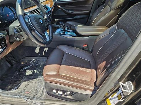 Used 2018 BMW 540i xDrive AWD/4WD image 16