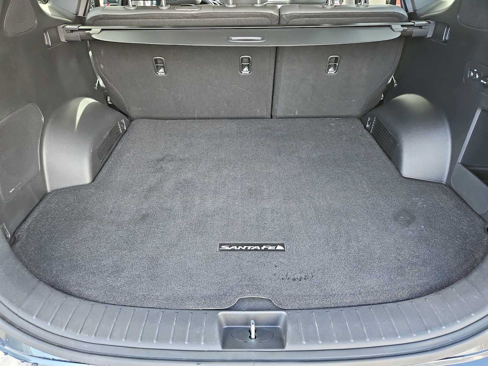 Certified 2023 Hyundai Santa Fe SEL w/ Premium Package FWD image 34