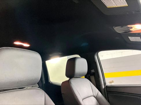 Certified 2024 Chevrolet Colorado LT w/ LT Convenience Package III image 14