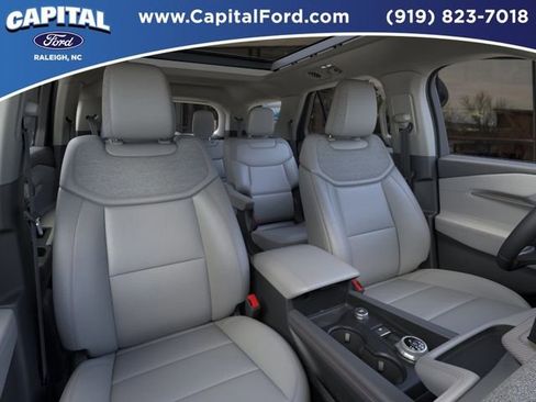 New 2026 Ford Explorer Active w/ Active Comfort Package AWD/4WD image 10
