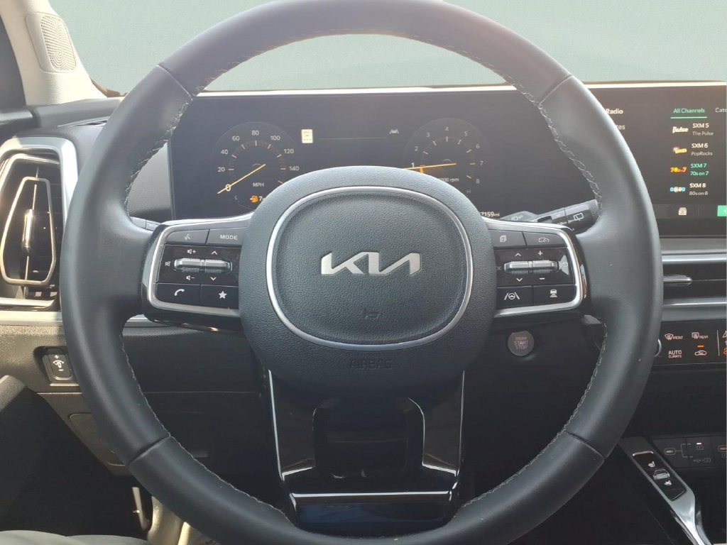 Used 2024 Kia Sorento SX AWD/4WD image 28