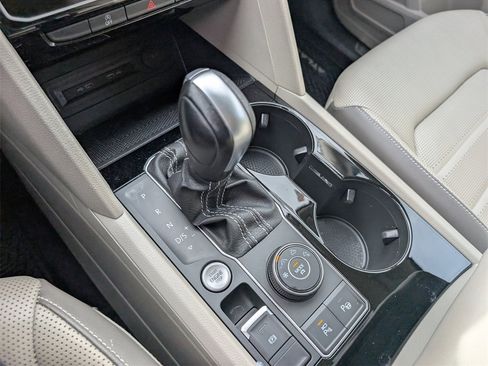 Used 2022 Volkswagen Atlas SEL Premium image 26