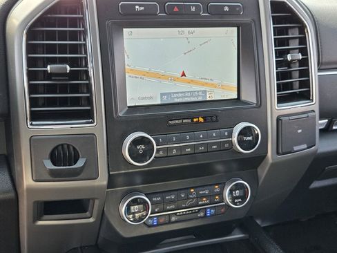 Used 2021 Ford Expedition XLT image 17