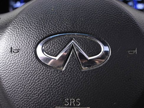 Used 2017 INFINITI QX70 AWD w/ Limited Package image 34