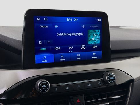 Used 2022 Ford Escape SE w/ Convenience Package image 16