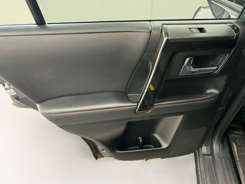 Used 2024 Toyota 4Runner TRD Off-Road Premium w/ Moonroof Package AWD/4WD image 27