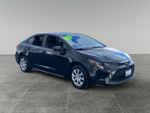 Used 2022 Toyota Corolla LE image 7