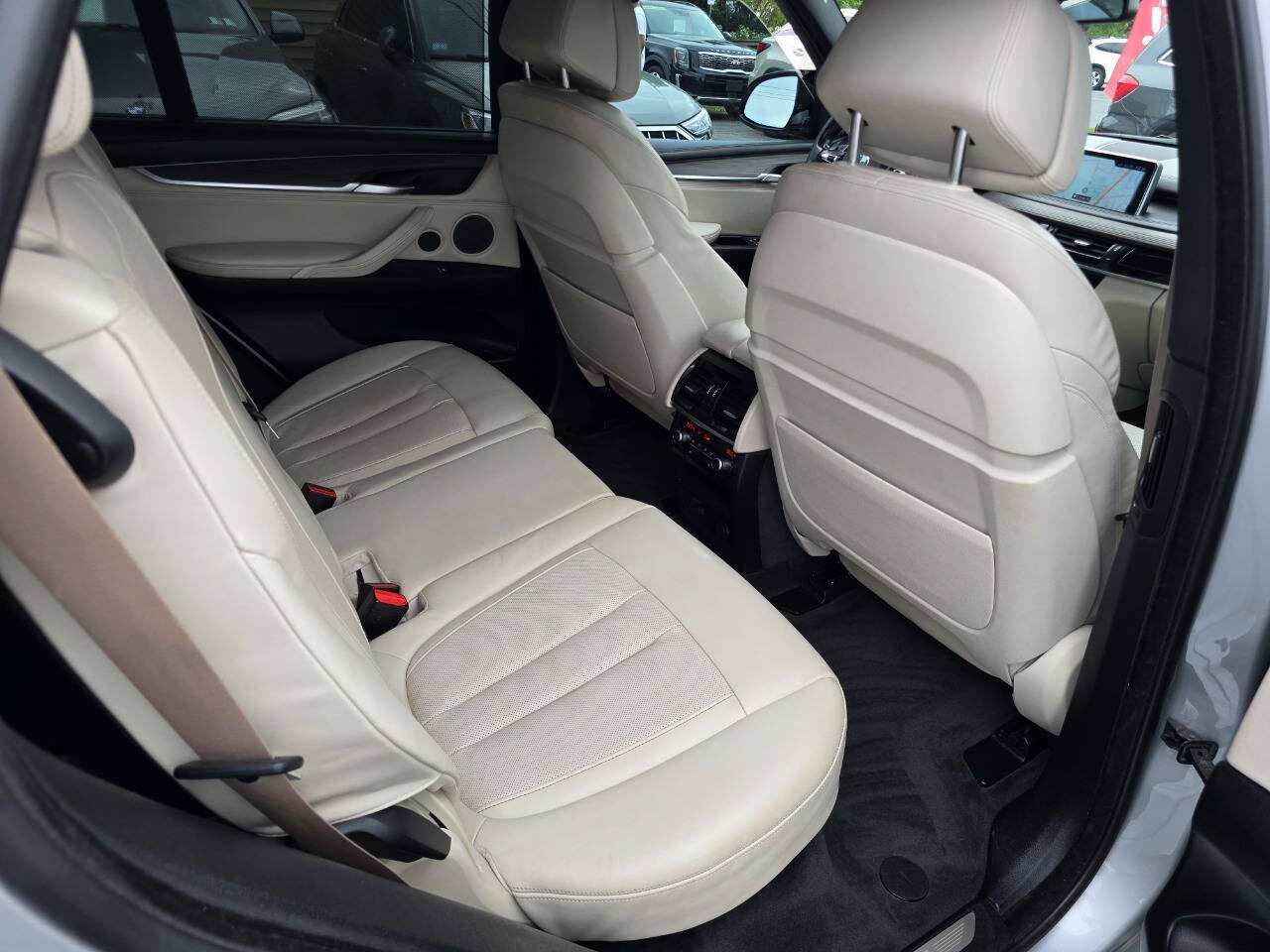 Used 2017 BMW X5 xDrive35i AWD/4WD image 32