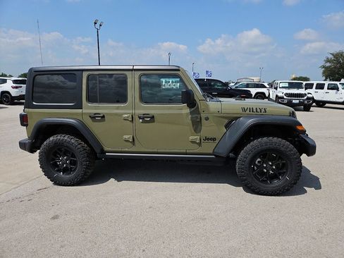 New 2026 Jeep Wrangler Unlimited Sport AWD/4WD image 9