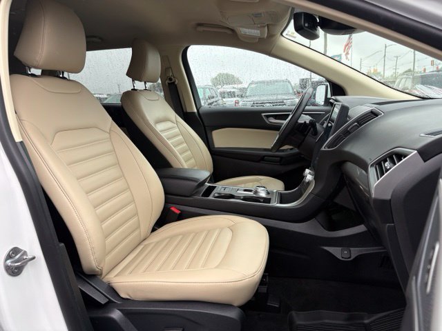 Certified 2024 Ford Edge SEL w/ Convenience Package AWD/4WD image 11