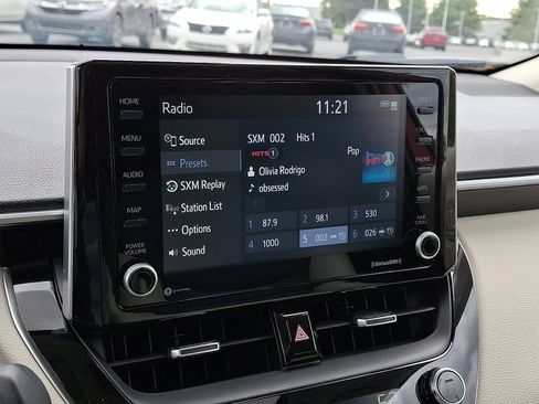 Certified 2022 Toyota Corolla Cross XLE image 19