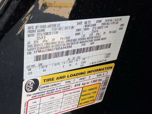 New 2025 Ford Expedition Platinum w/ Stealth Performance Package image 31