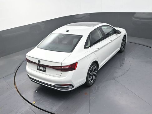 New 2026 Volkswagen Jetta SEL image 19