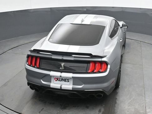 Used 2022 Ford Mustang Shelby GT500 w/ Technology Package RWD image 32