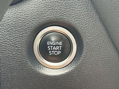Used 2020 Toyota Corolla XSE FWD image 26