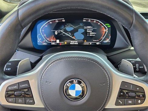 Used 2022 BMW X7 xDrive40i w/ M Sport Package image 25