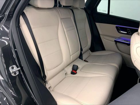 New 2026 Mercedes-Benz GLC 300 image 14