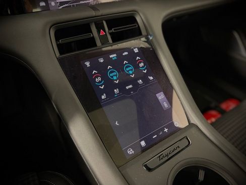 New 2025 Porsche Taycan 4S image 27