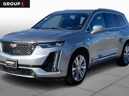 Used 2023 Cadillac XT6 Premium Luxury w/ Technology Package image 1