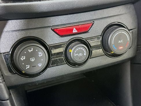 Used 2020 Subaru Impreza 2.0i AWD/4WD image 18