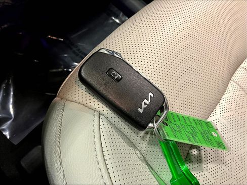 Used 2023 Kia Sorento SX Prestige AWD/4WD image 35