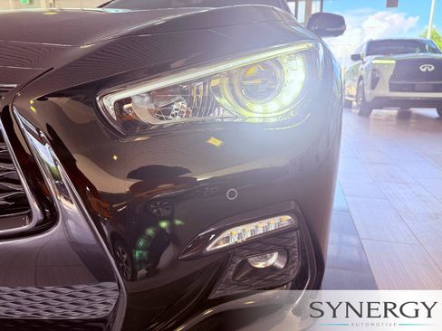 Used 2023 INFINITI Q50 Sensory RWD image 10