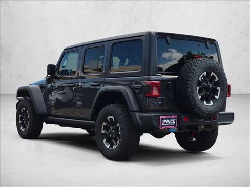 Used 2024 Jeep Wrangler Unlimited Rubicon 4xe w/ Technology Group AWD/4WD image 7