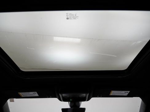 Used 2023 Chevrolet Blazer Premier w/ Driver Confidence II Package image 28