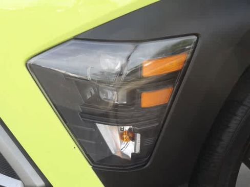 Used 2024 Hyundai Kona SEL FWD image 19