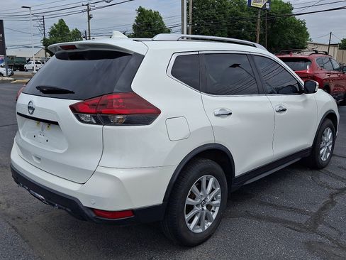 Used 2019 Nissan Rogue SV AWD/4WD image 4