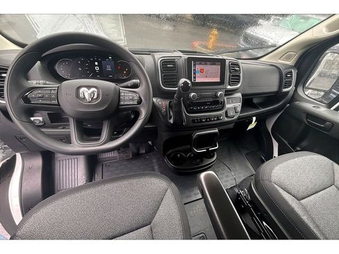 New 2025 RAM ProMaster 2500 w/ Quick Order Package 22G SLT image 5