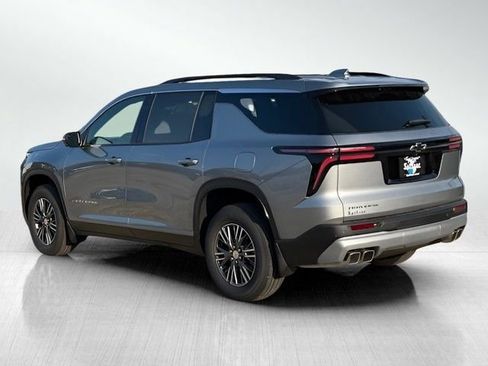 New 2026 Chevrolet Traverse LT w/ Driver Confidence Package image 7