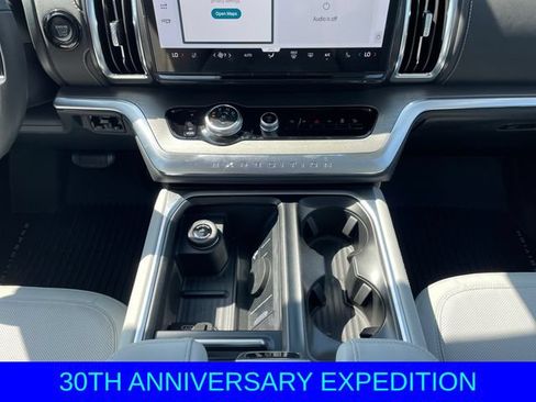 New 2027 Ford Expedition Platinum AWD/4WD image 11