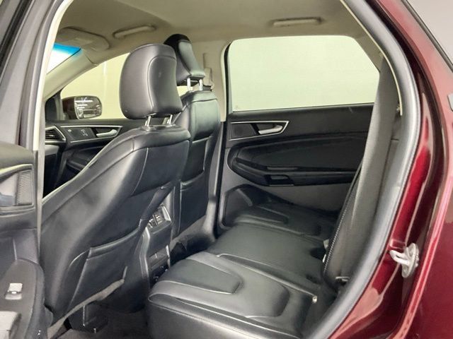 Used 2022 Ford Edge Titanium AWD/4WD image 14