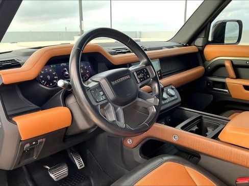 Used 2021 Land Rover Defender 110 X image 7