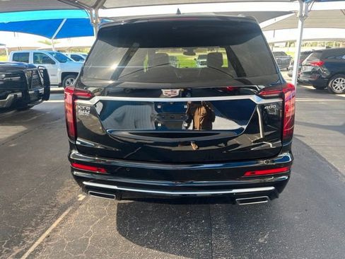 Used 2024 Cadillac XT6 Premium Luxury w/ LPO, Floor Liner Package FWD image 5