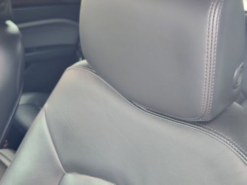 Used 2010 Cadillac SRX Luxury image 17